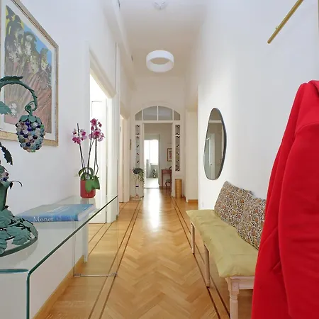 Treasurerome Adriana Charme 4br Appartement Rome