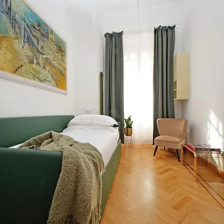 Treasurerome Adriana Charme 4br Rome